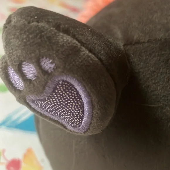 Squishmallows Frumpy Plush with Purple and Pink Accents - Picture 4 of 6